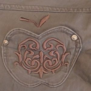 Apple Bottom Classic Cargo 🍏